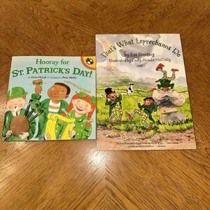 Hooray for St. Patrick's Day!: A Lift-The-Flap Book &That’s What Leprechauns Do